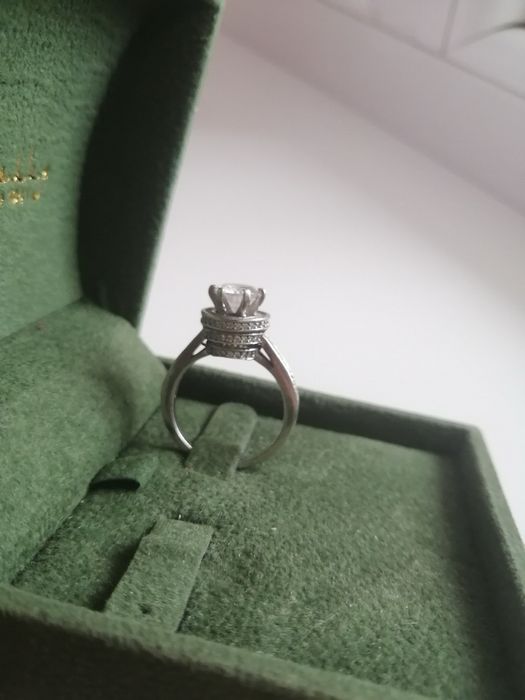 Кольцо серебрчнный 18 размер 925 проба