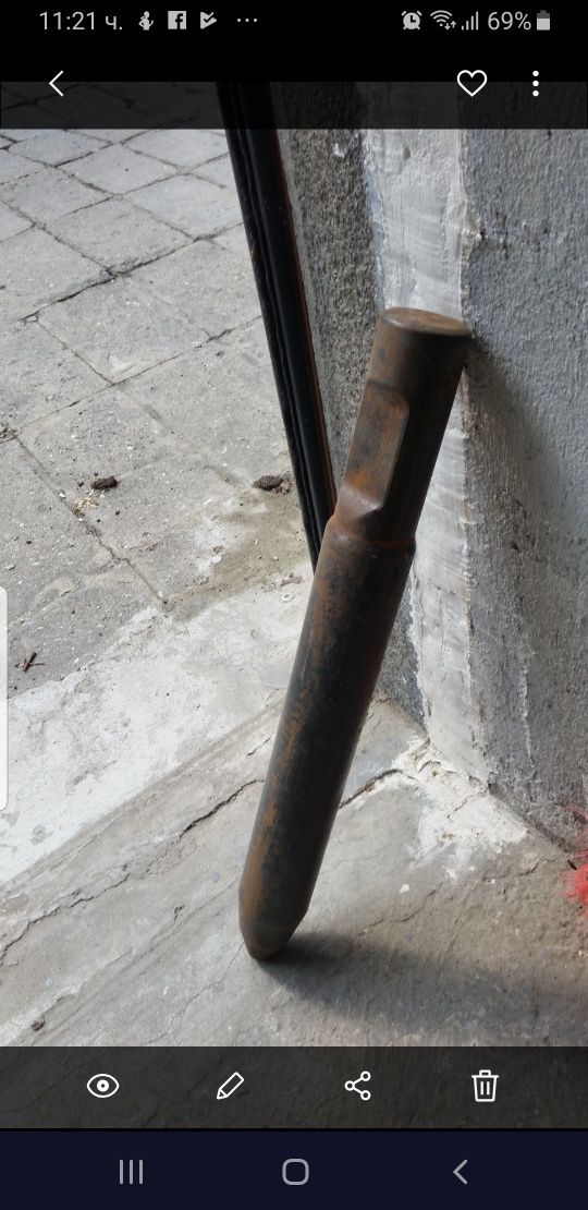 Чук за разбиване на бетон
