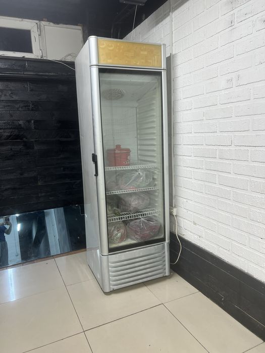 Витринный олодильник