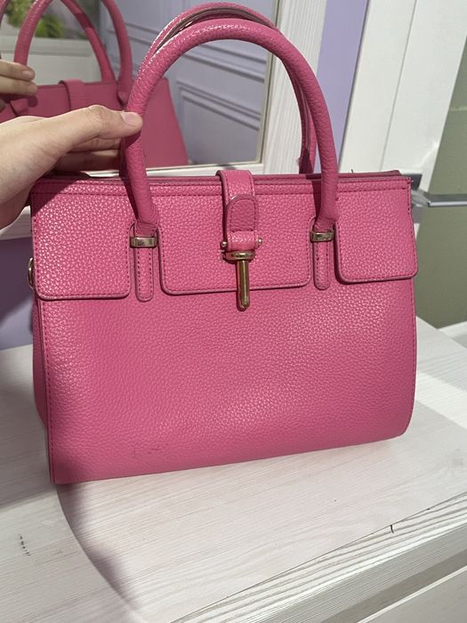 Продам женскую сумку