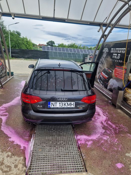 Vand Audi A4 B8 automat