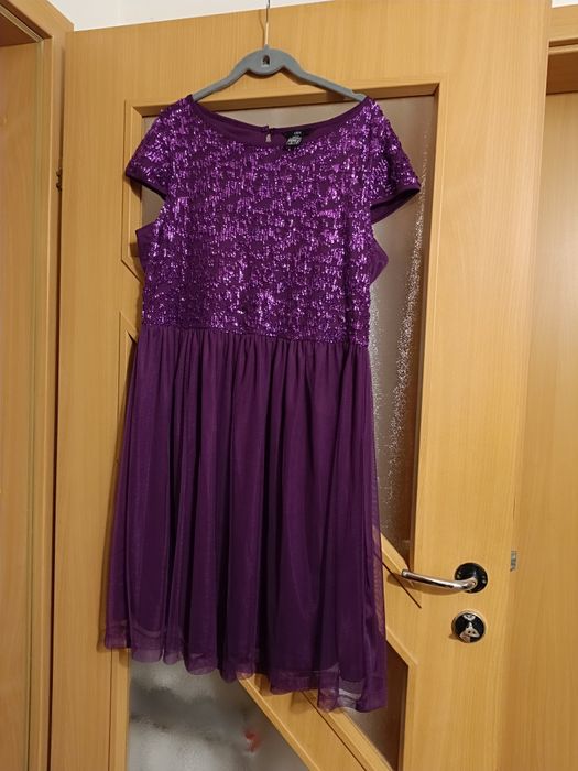 Rochie de seara cu paiete