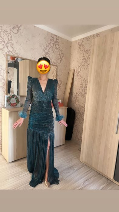 Платье элегантное