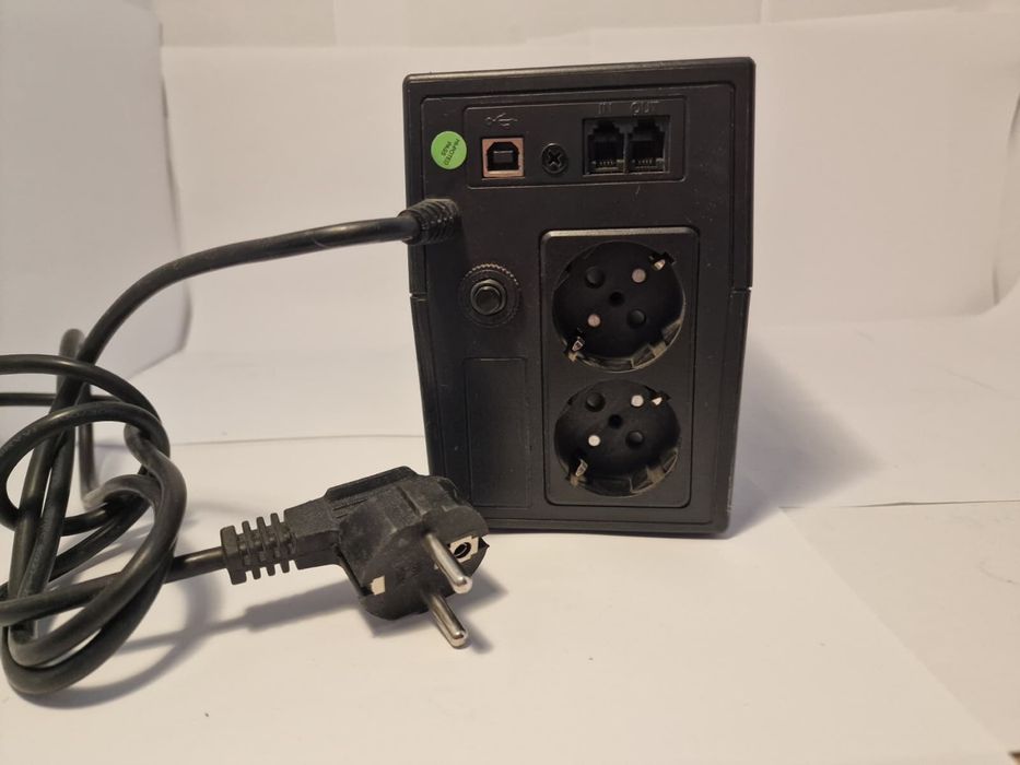 UPS KSTAR Micro 600-S, 600VA, 220V