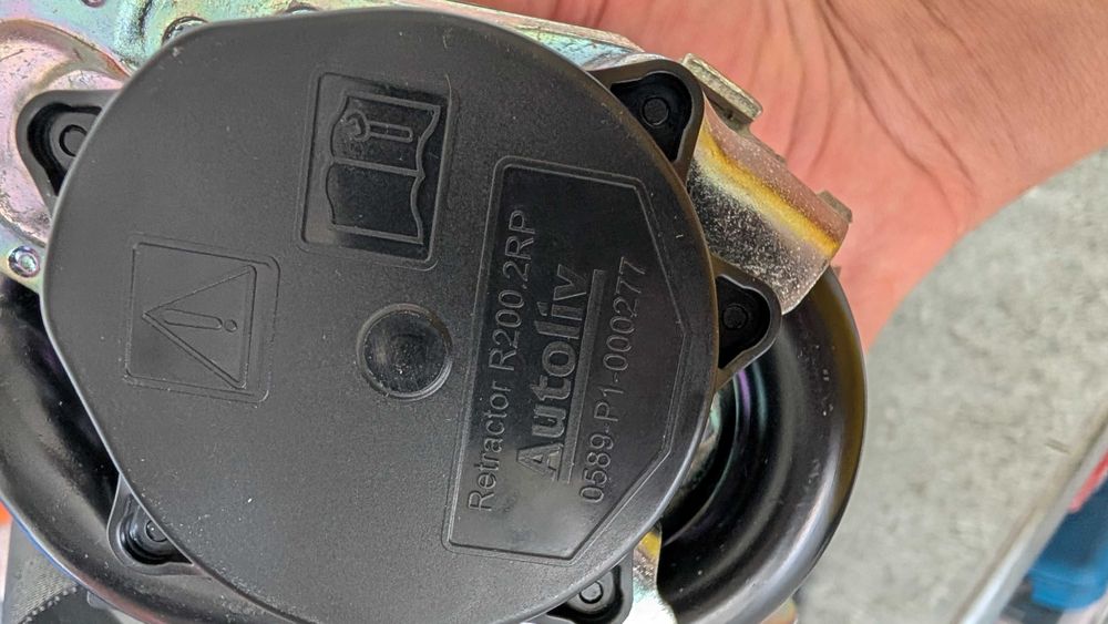 Centura siguranta dr fata Passat B8.