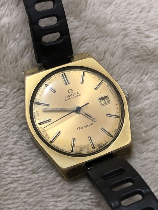 Ceas Omega Genève placat cu aur