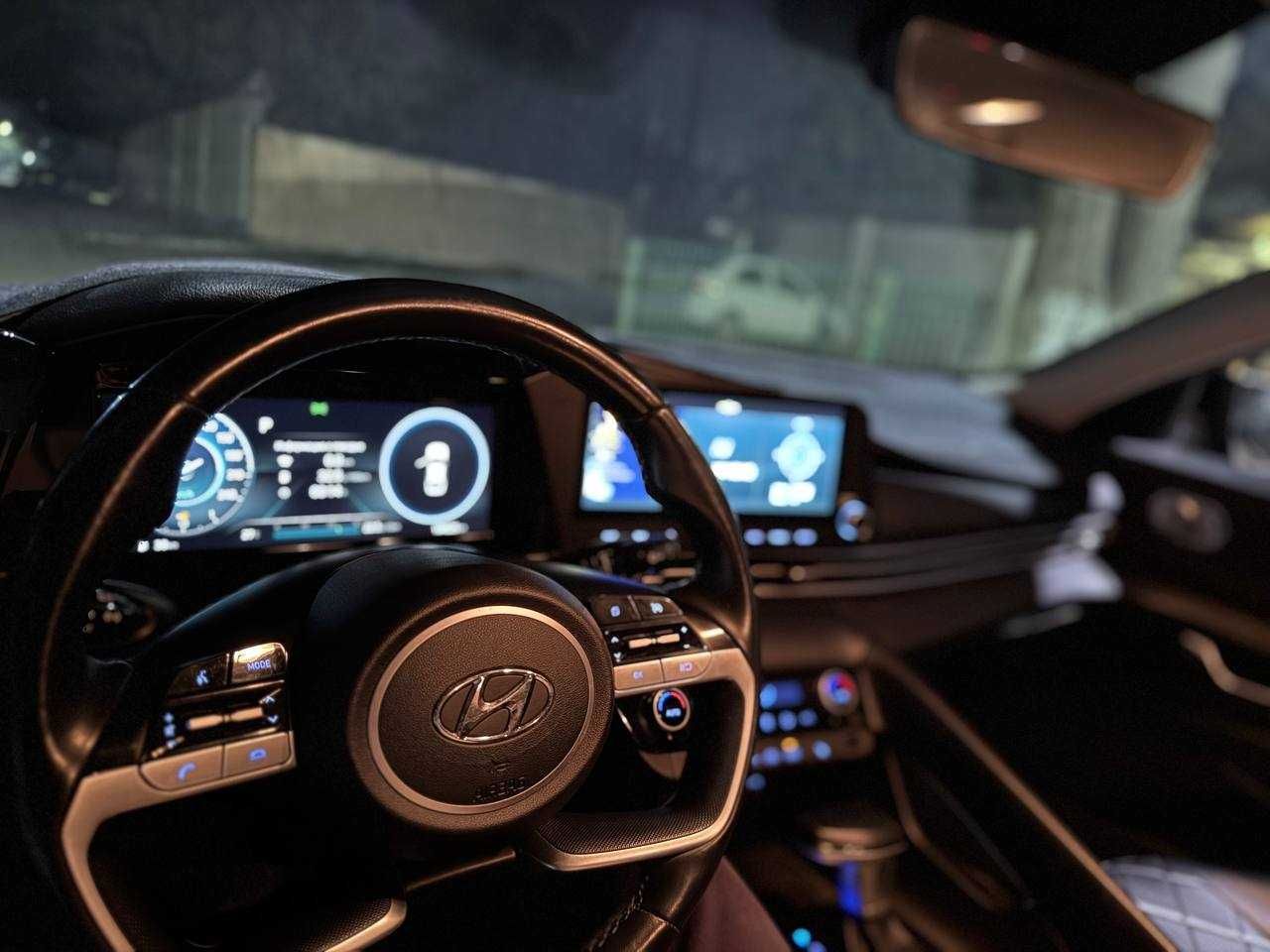 Hyundai Elantra 2021, 1.6 MPI (атмосферный), автомат