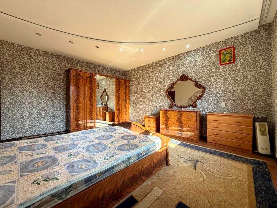 Бий буюк ипак йули метро 3/4/4 спец план 115м²