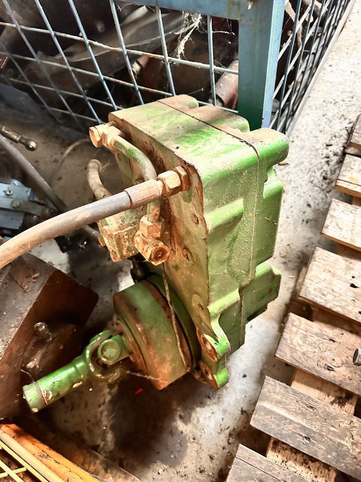 Proza frontala John Deere 6910
