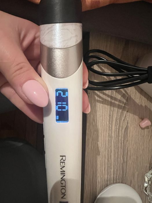 Маша за коса Remington с оставаща гаранция до 2028г.