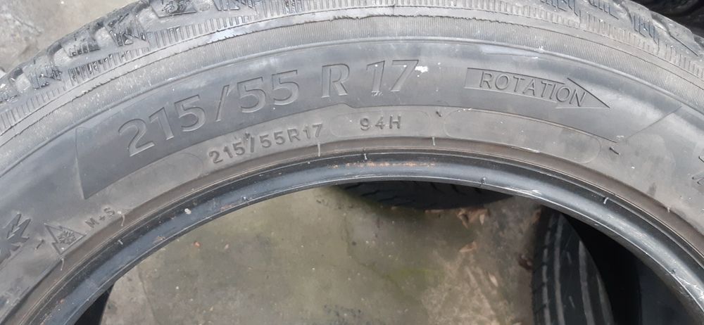 4 anvelope 215/55r17 marca Michelin 2021 preț 220 lei bucata
