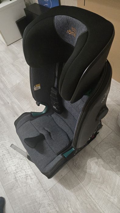 Столче за кола Britax Advansafix