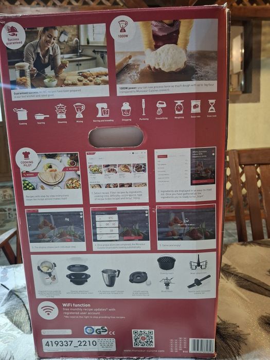 Robot de bucătărie de la silver crest monsieur cuisine smart.