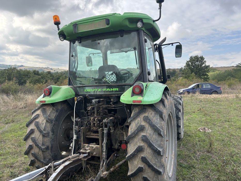 Vand sau schimb Tractor Deutz Fahr 5104.5G