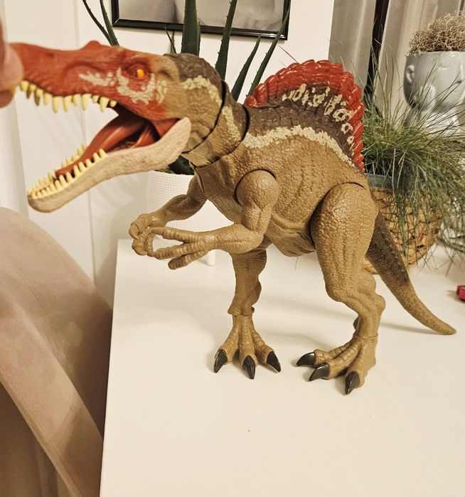 Jurassic World Spinosaurus