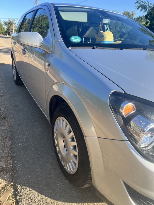 Opel astra h 2010 1,7 D