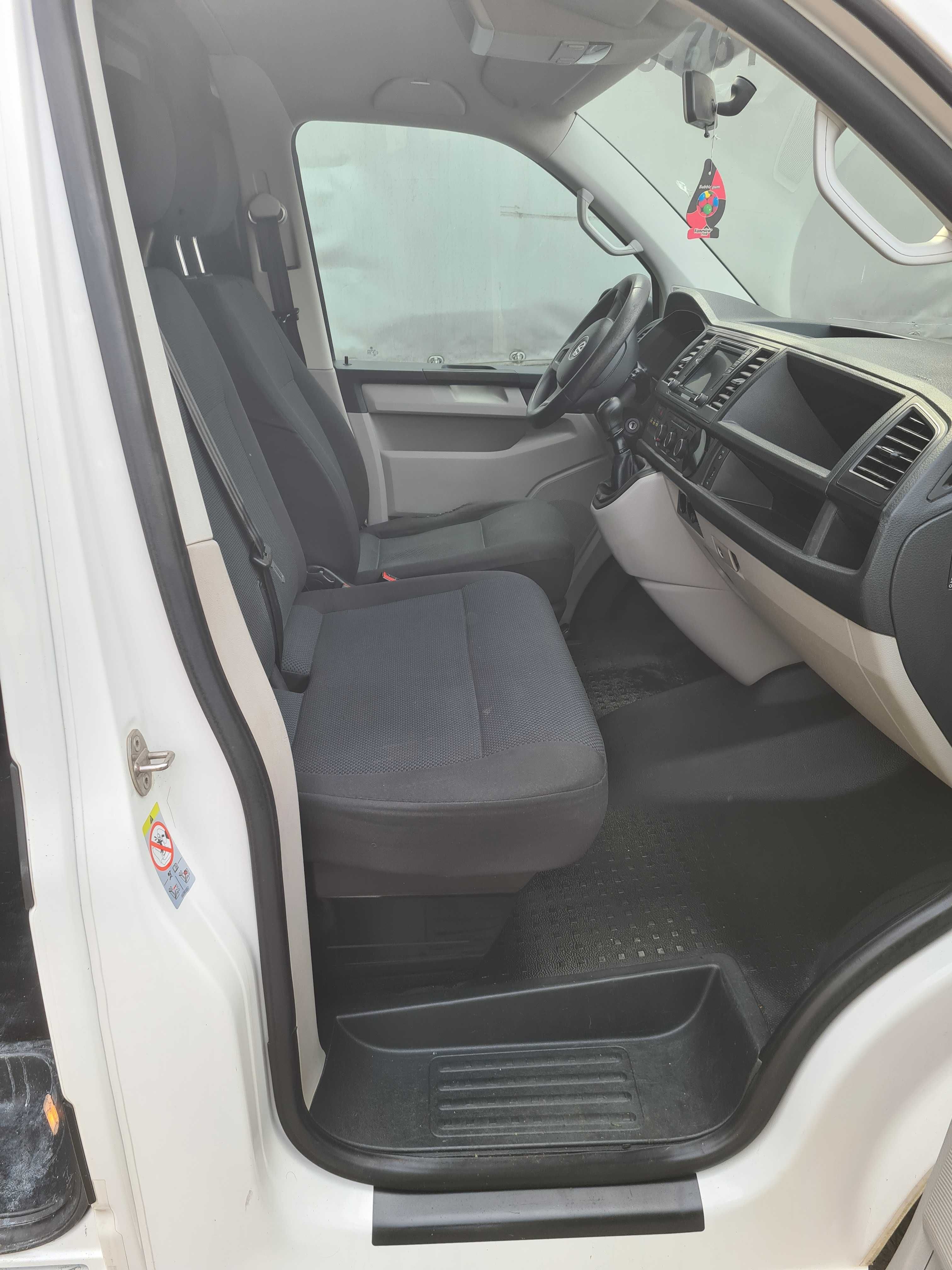 Duba Volkswagen Transporter în stare perfectă de funcționare