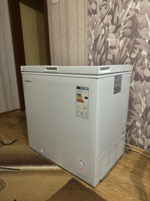 Продам морозильную камеру