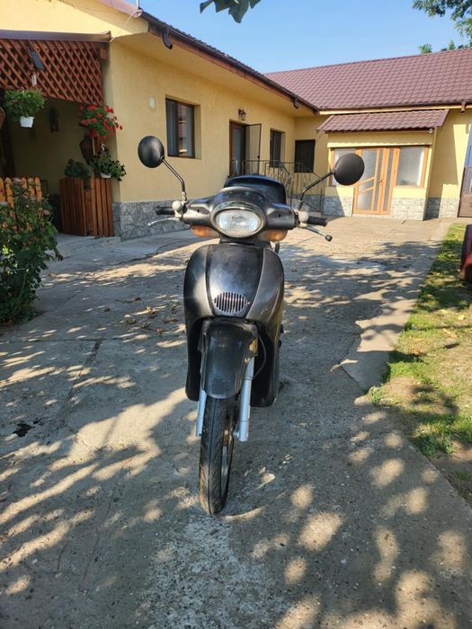 Vând scuter Taurus