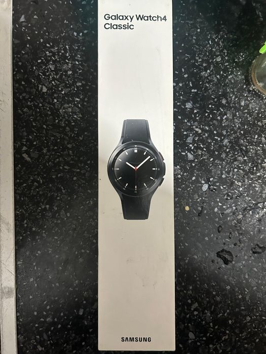 Продам Смарт-часы Samsung Galaxy Watch  черный