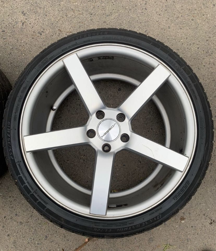 Диски Vossen cv3 r19 5/112 et45 8.5j с резиной Continental