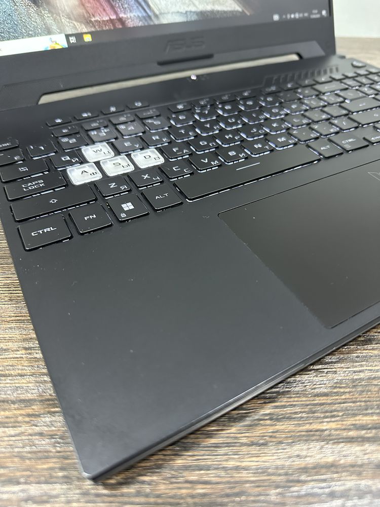 мощный 16-ядерный i7 Asus TUF Dash F15, для графики и игр