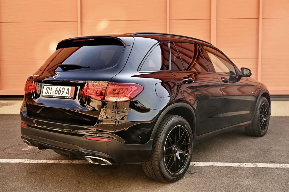 Mercedes Benz GLC300de 4MATIC 9G-Tronic 2021 AMG 320Cp Plug-in Hybrid