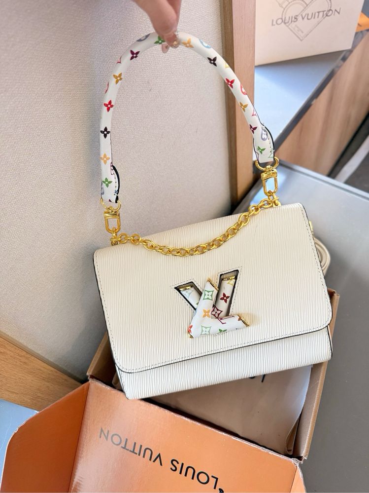 Geanta Louis Vuitton 24