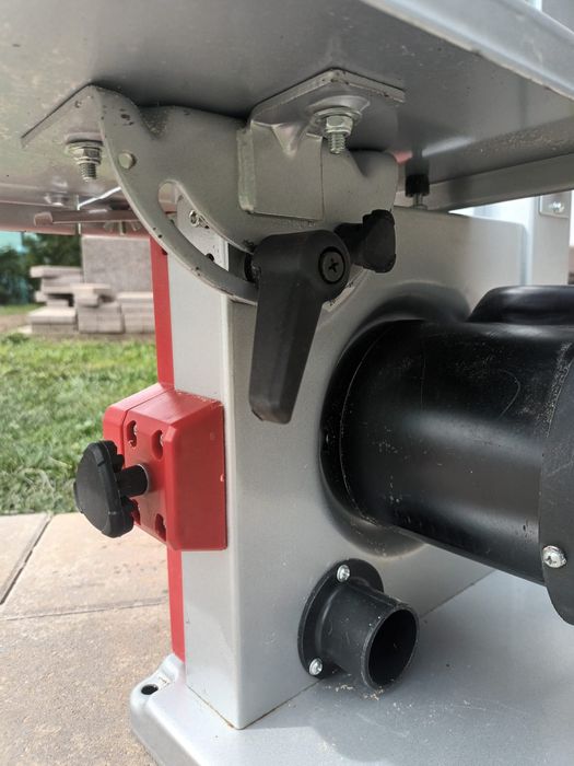 Fierăstrău cu banda pt lemn