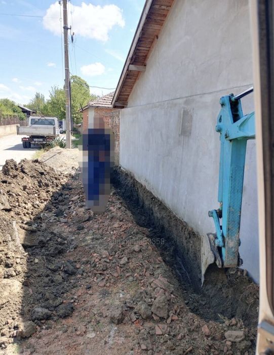 предлагам услуги с мини багер и самосвал за ямбол и региона
