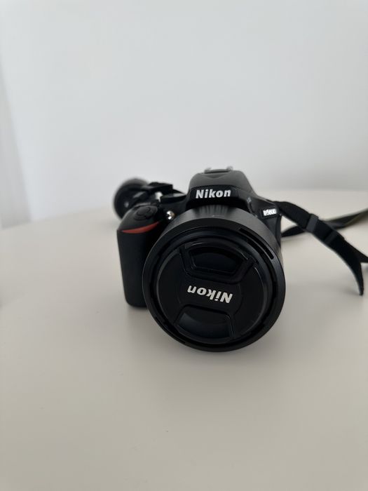 Фотоапарат NIKON D5600 + обективи