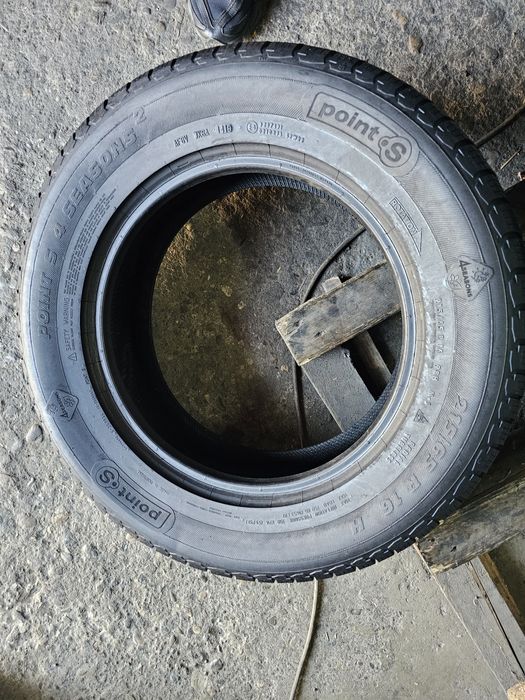2 anvelope iarna 215 65 16 PointS 2019