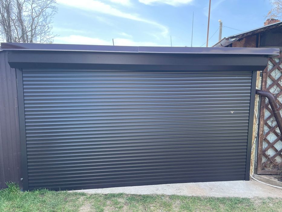 Uși de garaj tip rulou