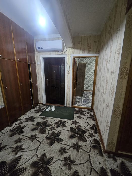 Срочно  сдаётся  квартира  сергели  6 4 ком семья  зади  машина  базар