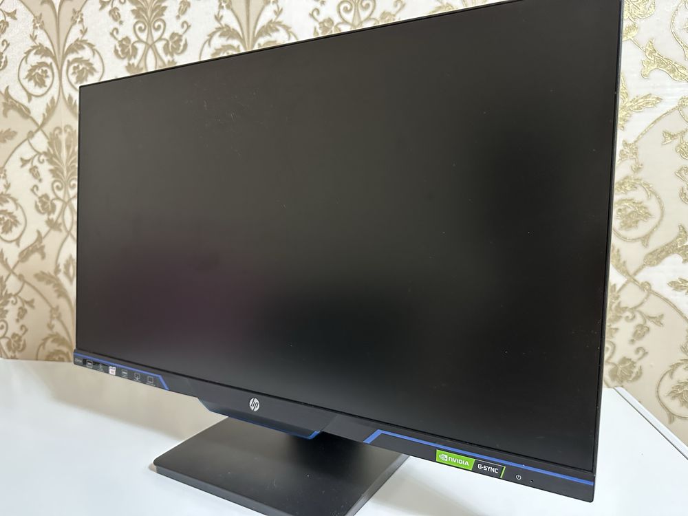 Игровой монитор HP 25mx
