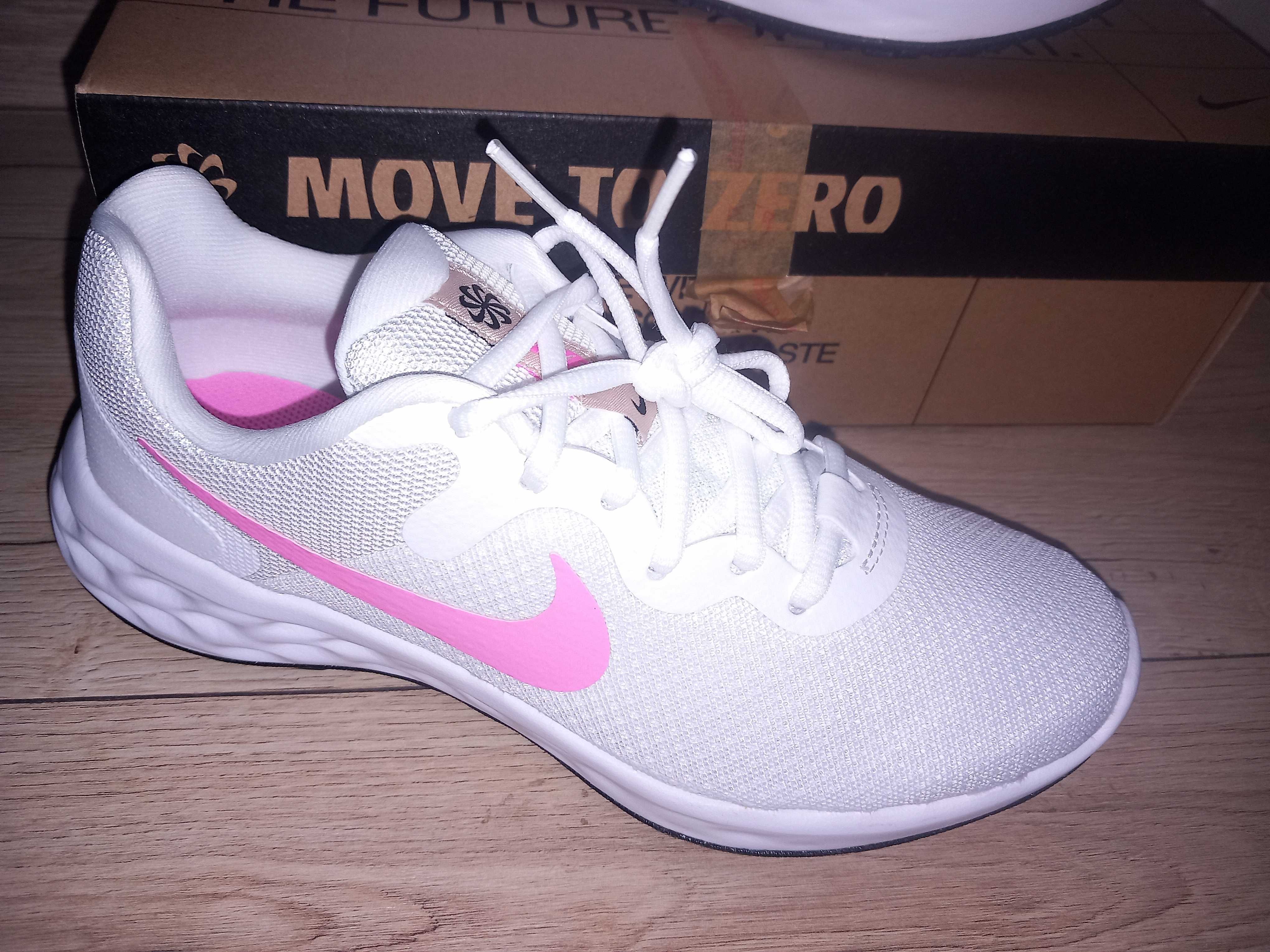 НОВИ! Nike Revolution 6 бяло/розово