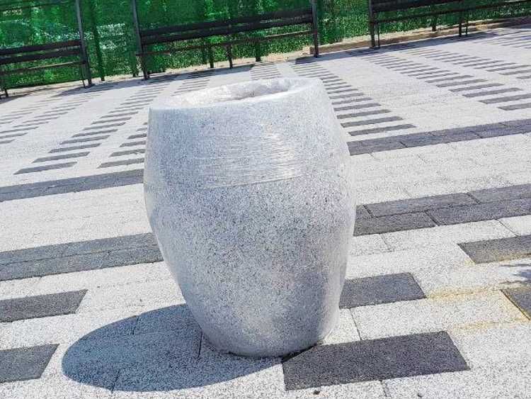 Вуличний бетонний вазон Морфей