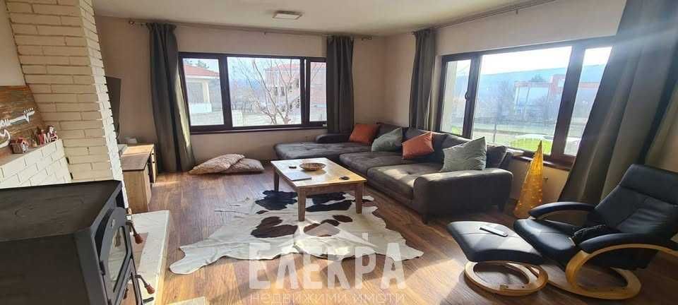 Продава се Къща в Варна, Център - 159 кв.м за 1101 €/кв.м - Снимка #5