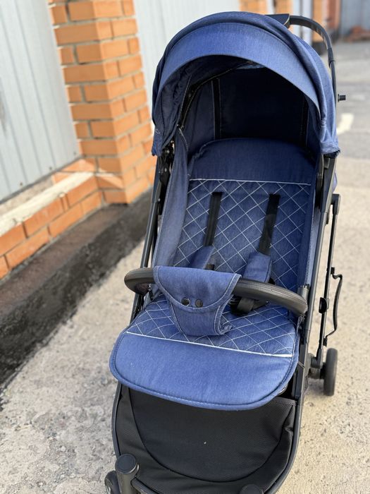 Прогулачная коляска Mstar