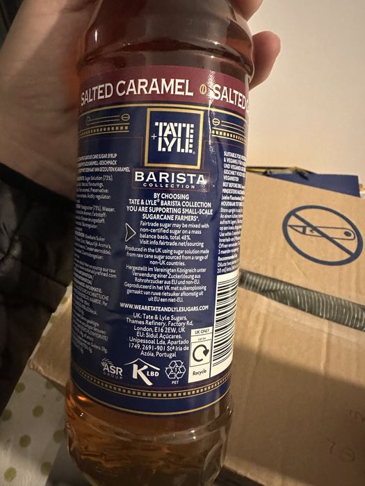 Sirop Caramel Sarat noi sigilate in termen
