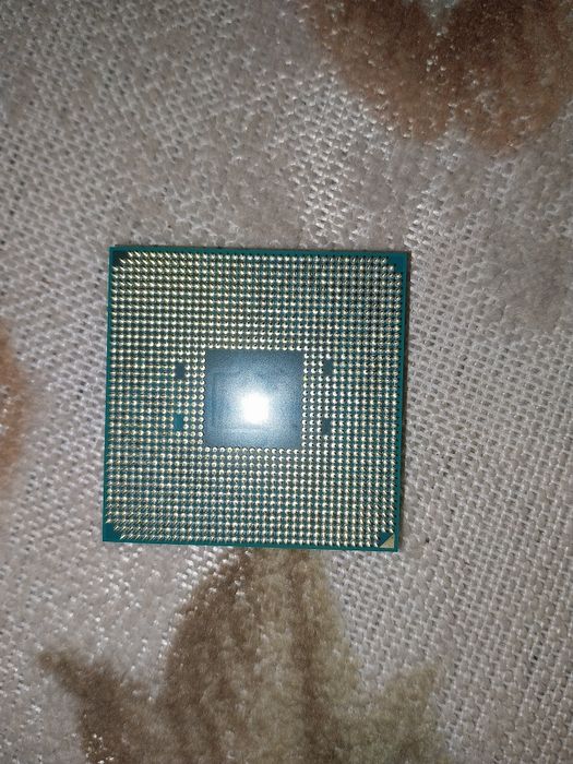 Procesor AMD Ryzen 3 3200g