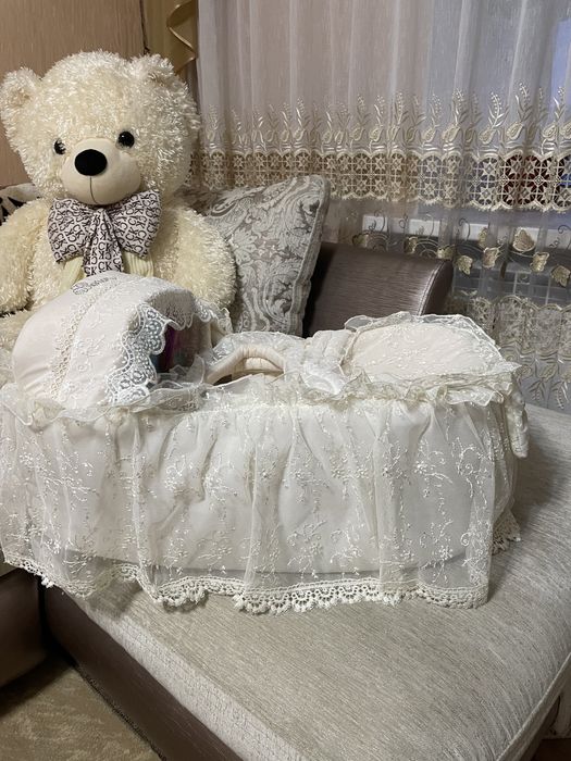 Продам переноску на выписку