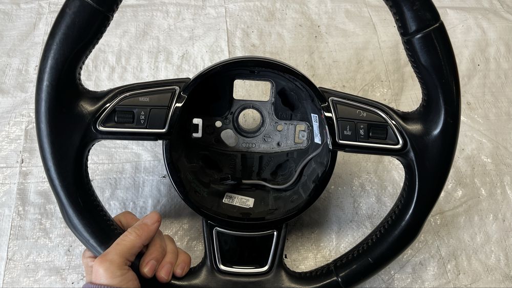 Audi A5 2013- волан