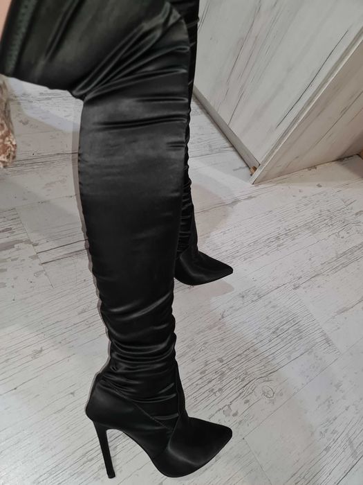 Чисто нови чизми Shoe Aquarium