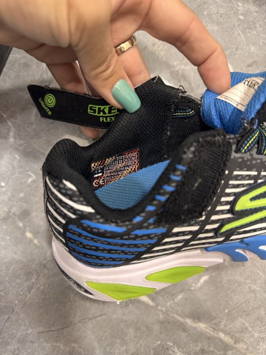 Skechers flex glow elite светещи