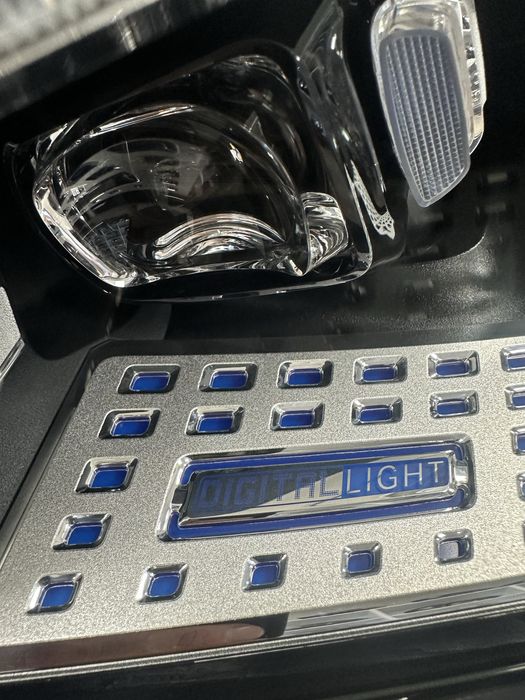 Mercedes W223 S class Digital light фар фарове ляв и десен