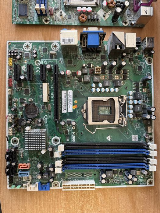 placi de baza In stare buna ambele la acelasi preț