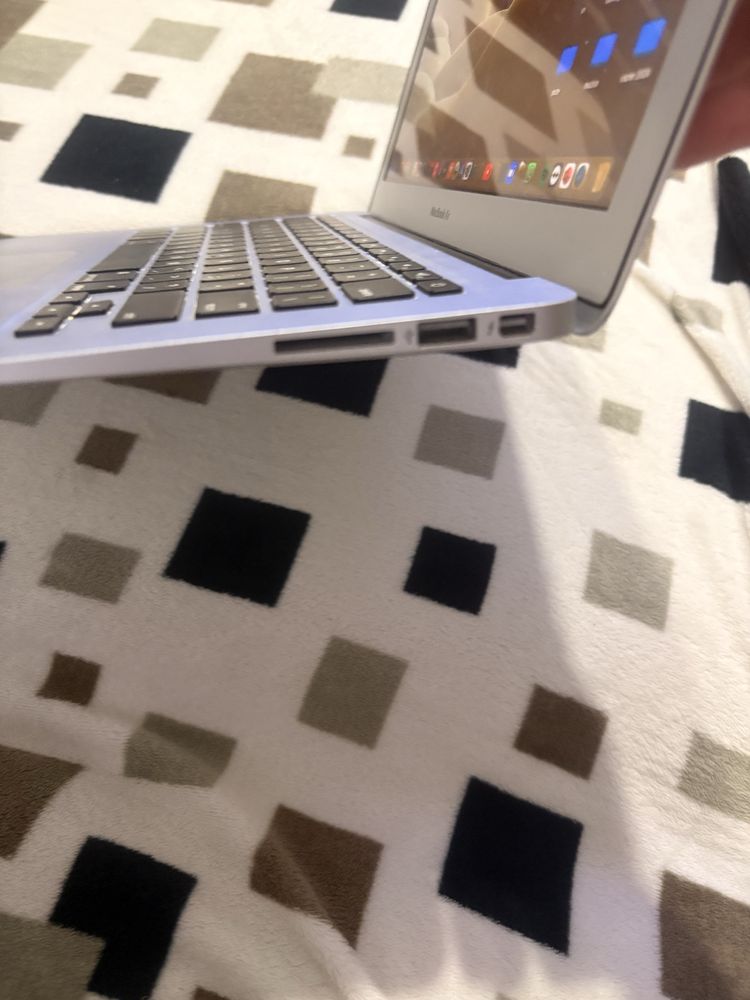 MacBook Air 2017 13”