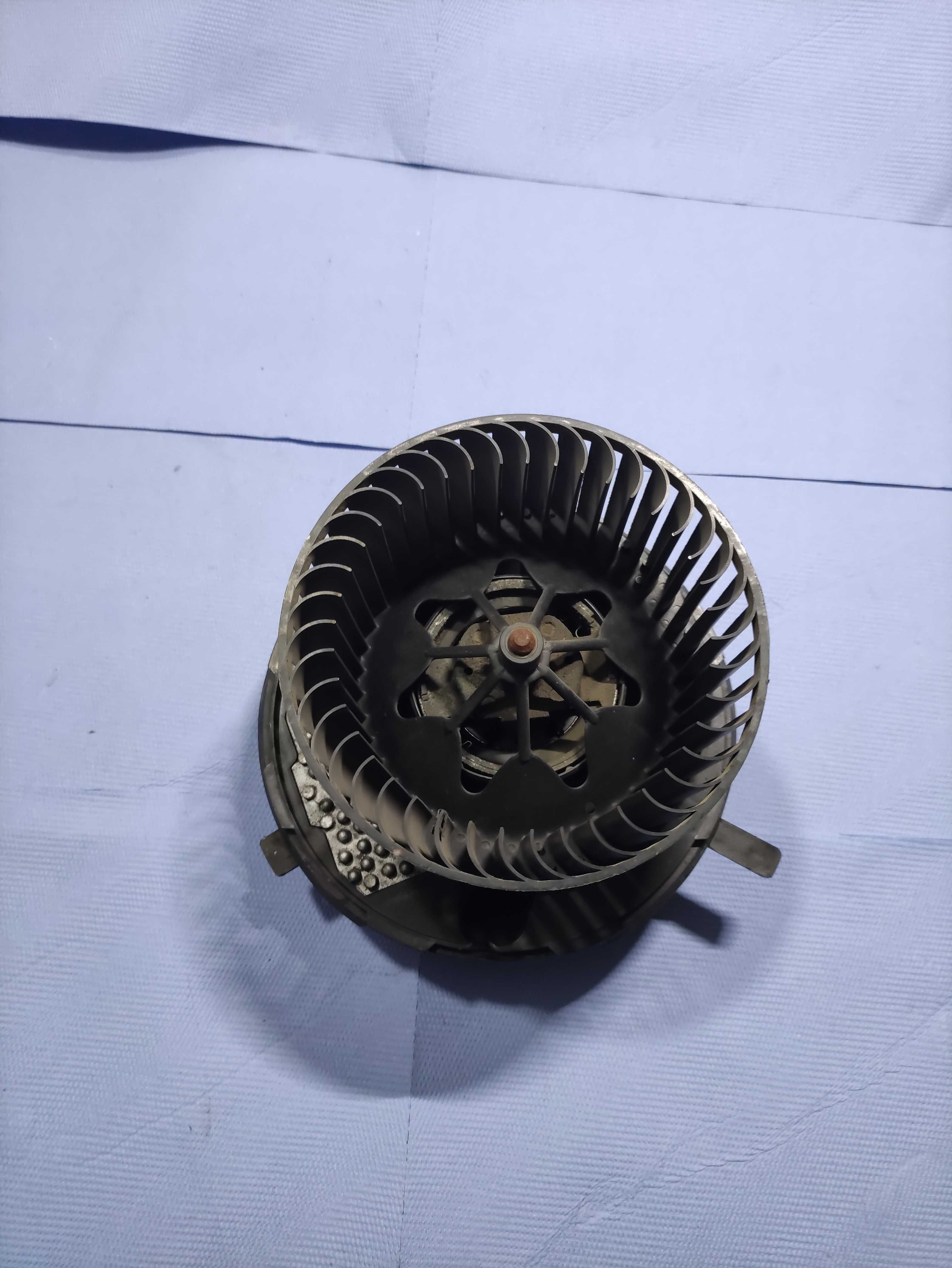 Ventilator bord volkswagen vw passat cc cod 3c2820015f