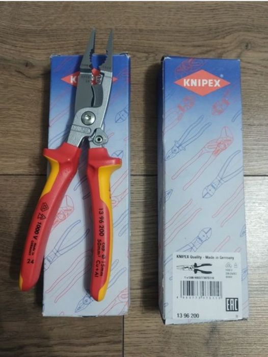 Clește cu 6 funcții Knipex 13 96 200